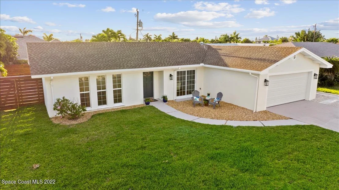Photo of 780 Hibiscus Drive