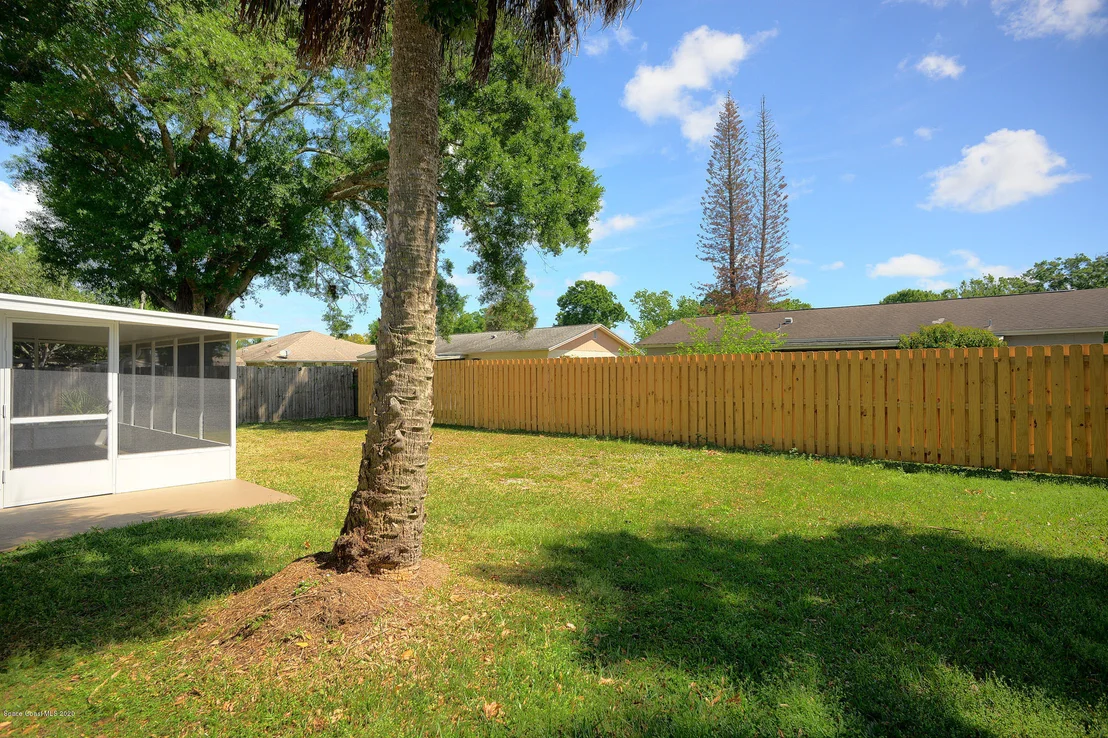 Photo of 538 Edward Road