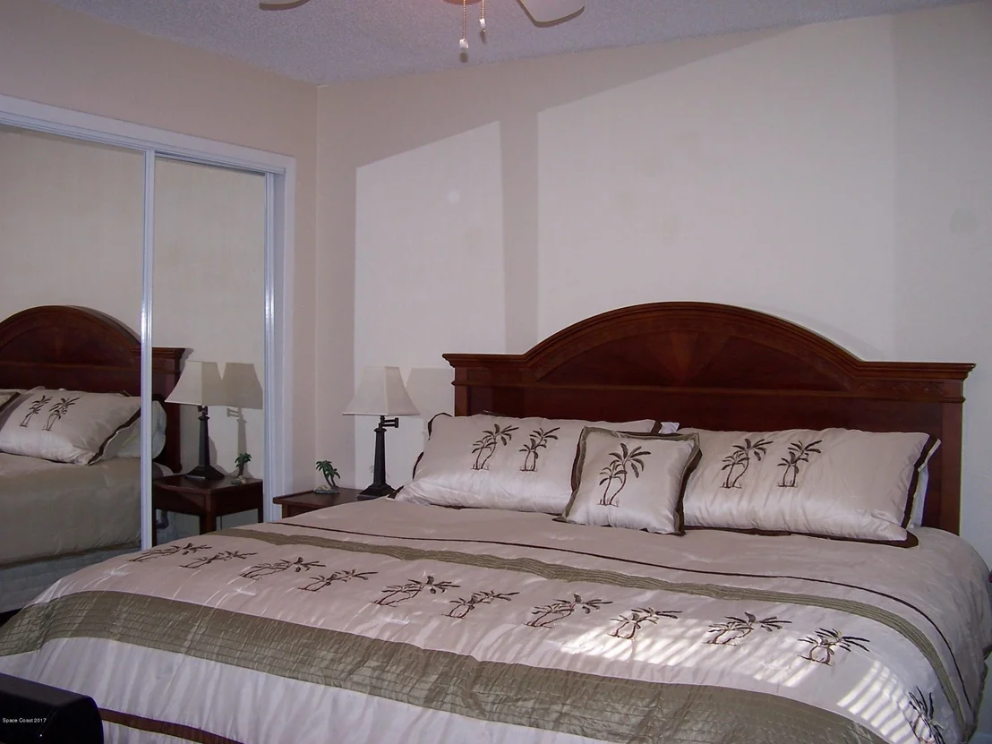 Photo of 6383 Hudson Road