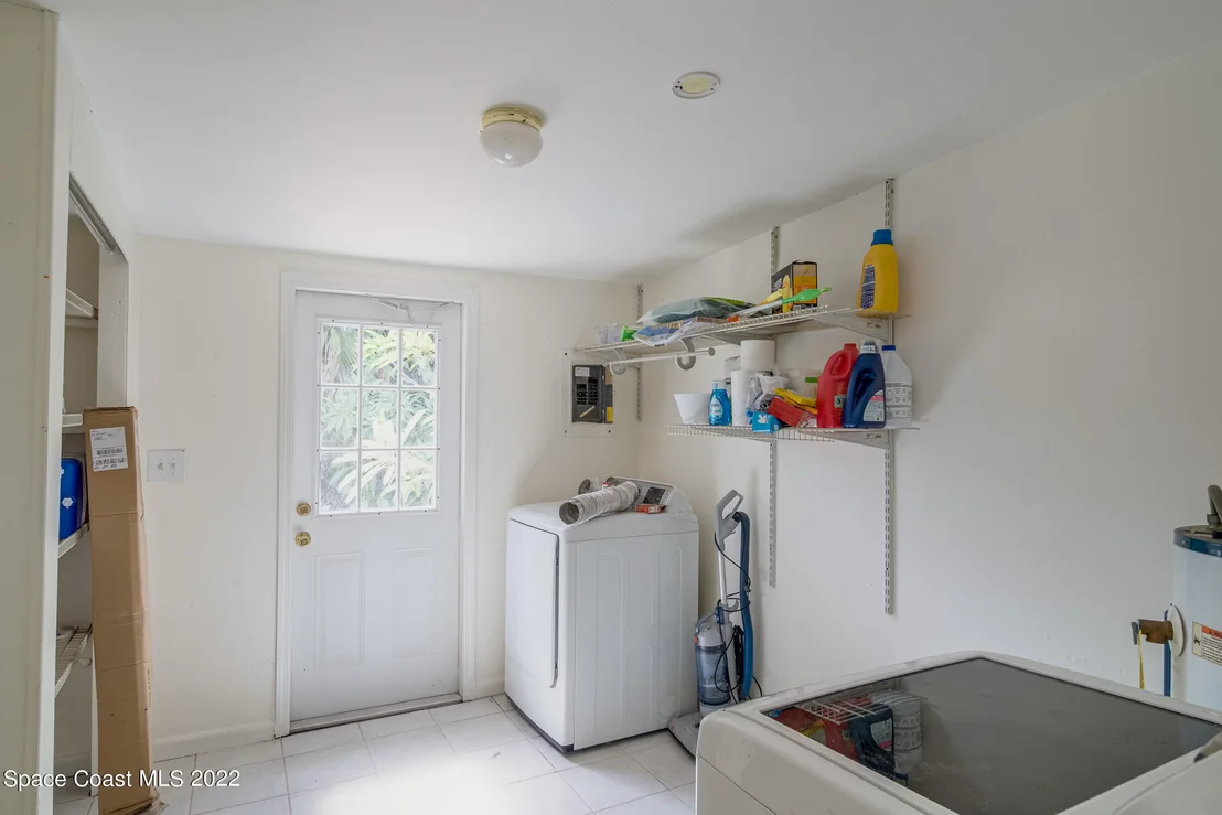 Photo of 847 Clarke Avenue
