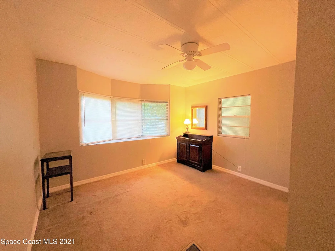 Photo of 915 Pecan Circle