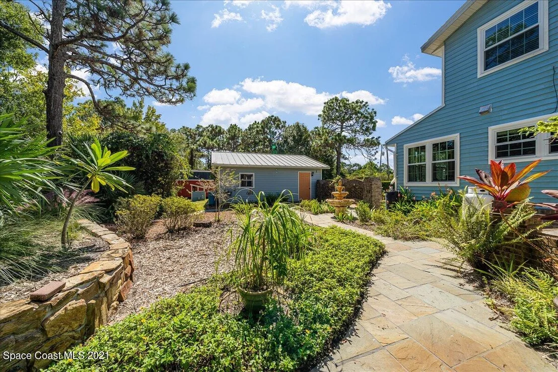 Photo of 1825 Eva Lane