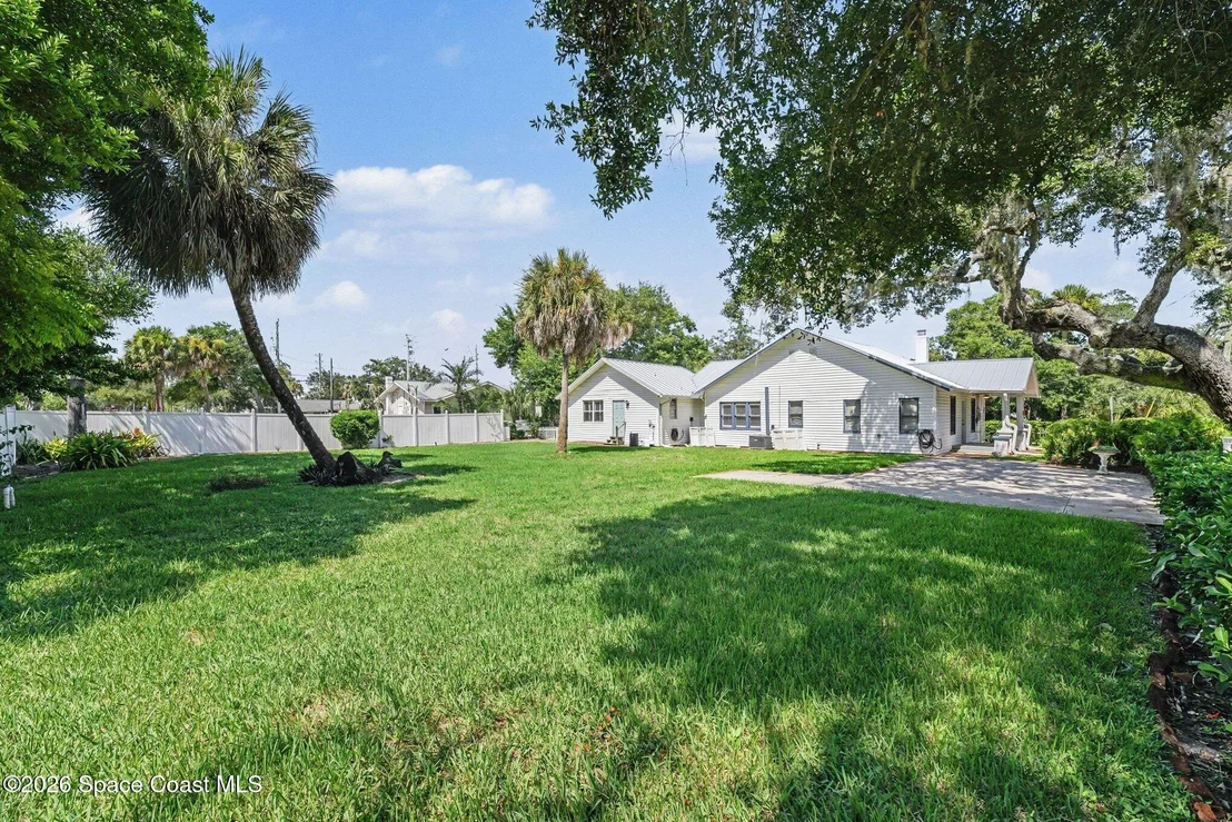 Photo of 640 Old Oak Street