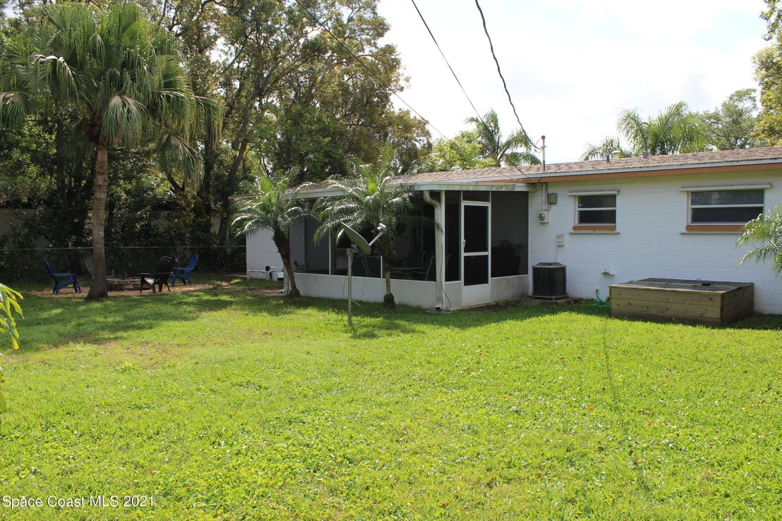 Photo of 992 Sarazen Drive