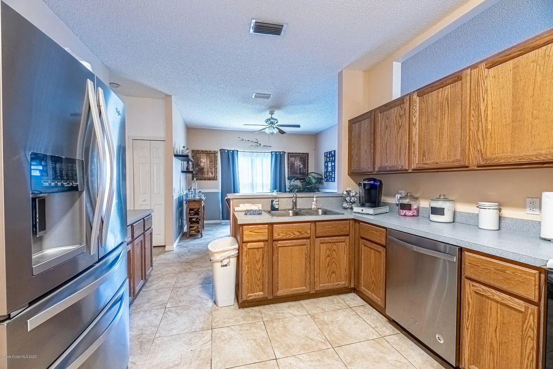 Photo of 1445 Colt Way