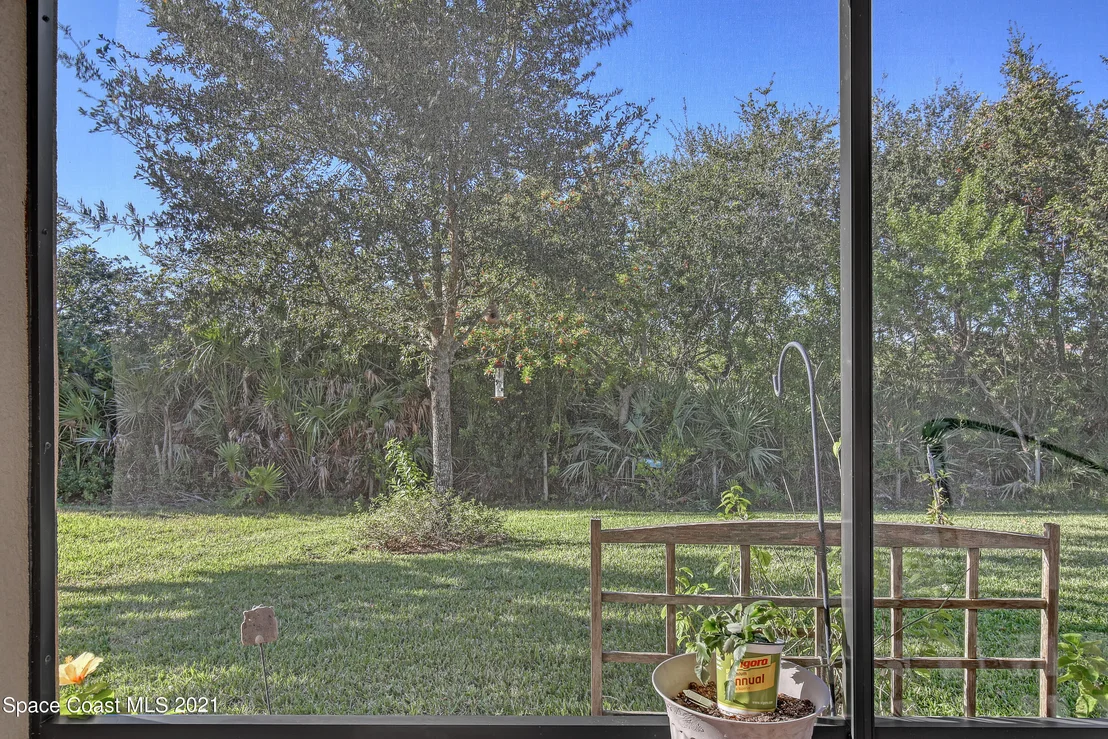 Photo of 1556 Litchfield Drive