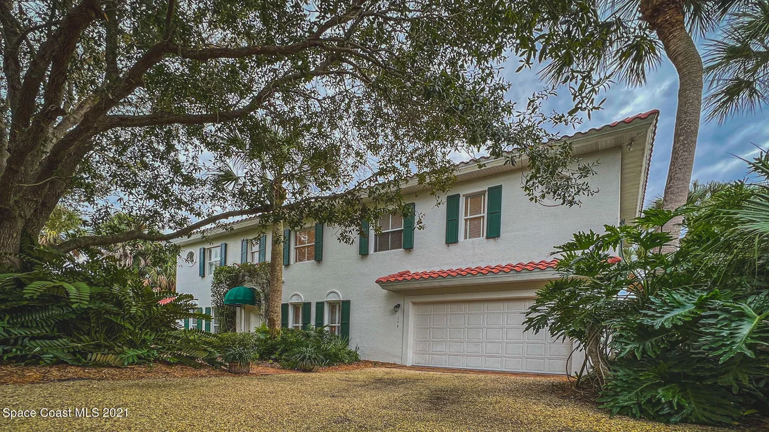Photo of 176 Bayshore Drive