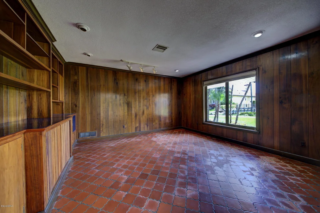 Photo of 2205 ROCKLEDGE Drive
