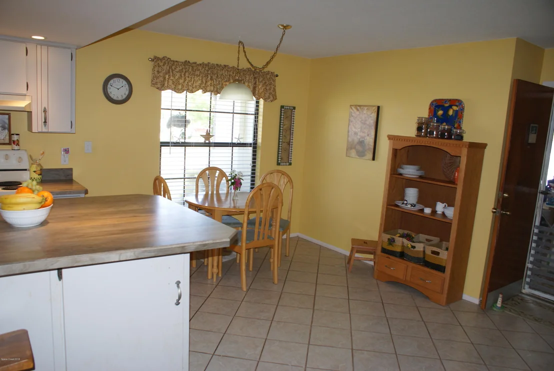Photo of 298 Chase Road