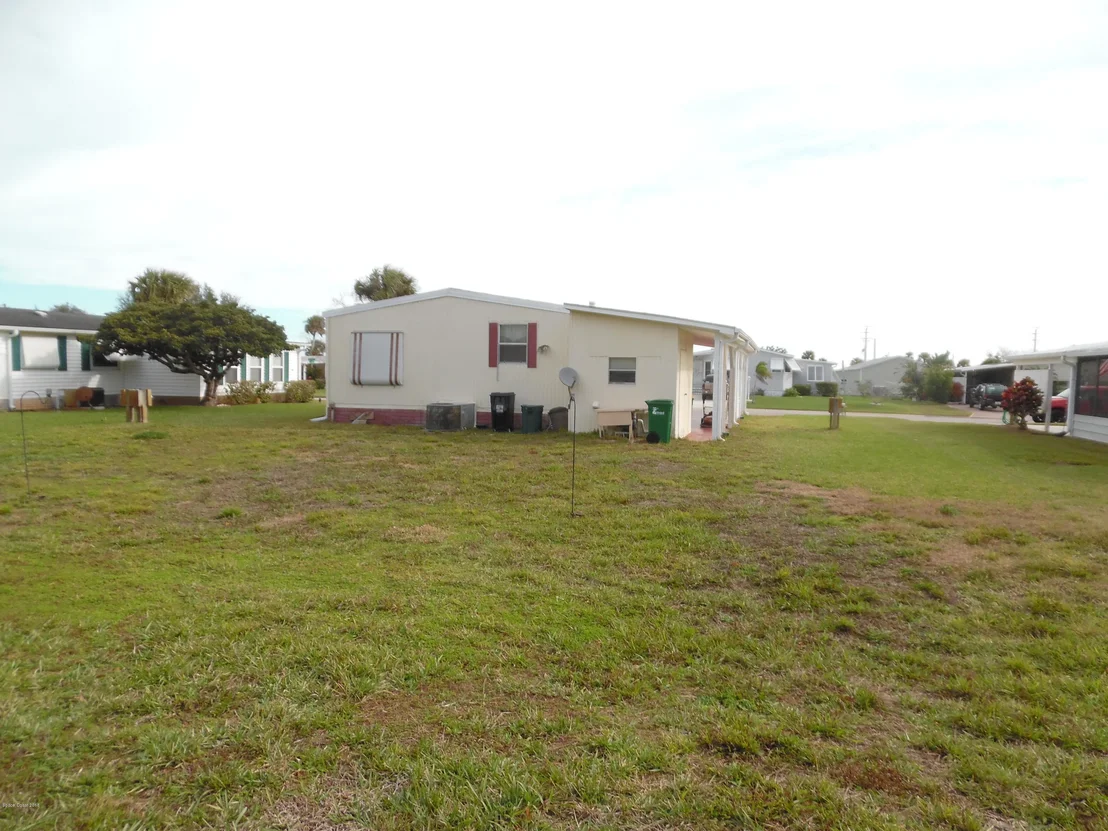 Photo of 7480 Blackhawk Road