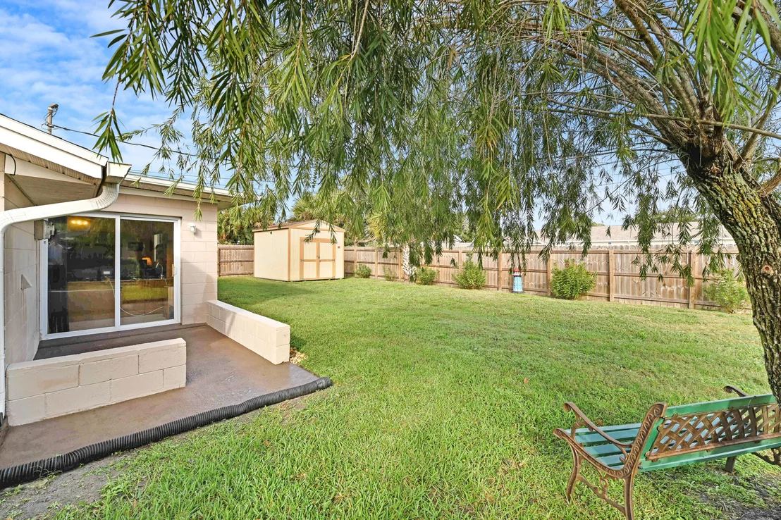 Photo of 992 Cardon Drive