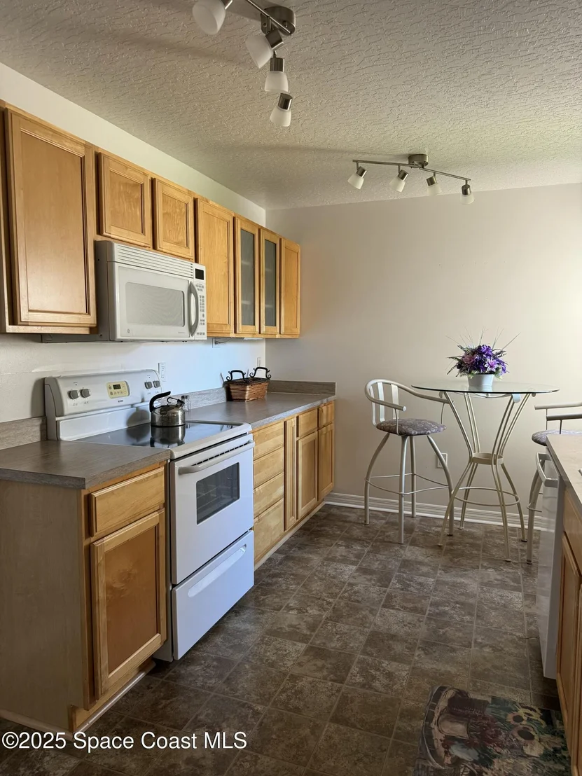 Photo of 870 Cross Lake Drive