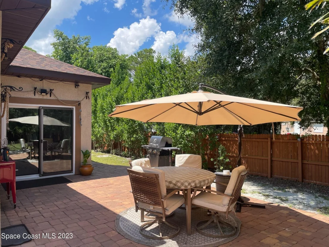 Photo of 346 Palm Avenue