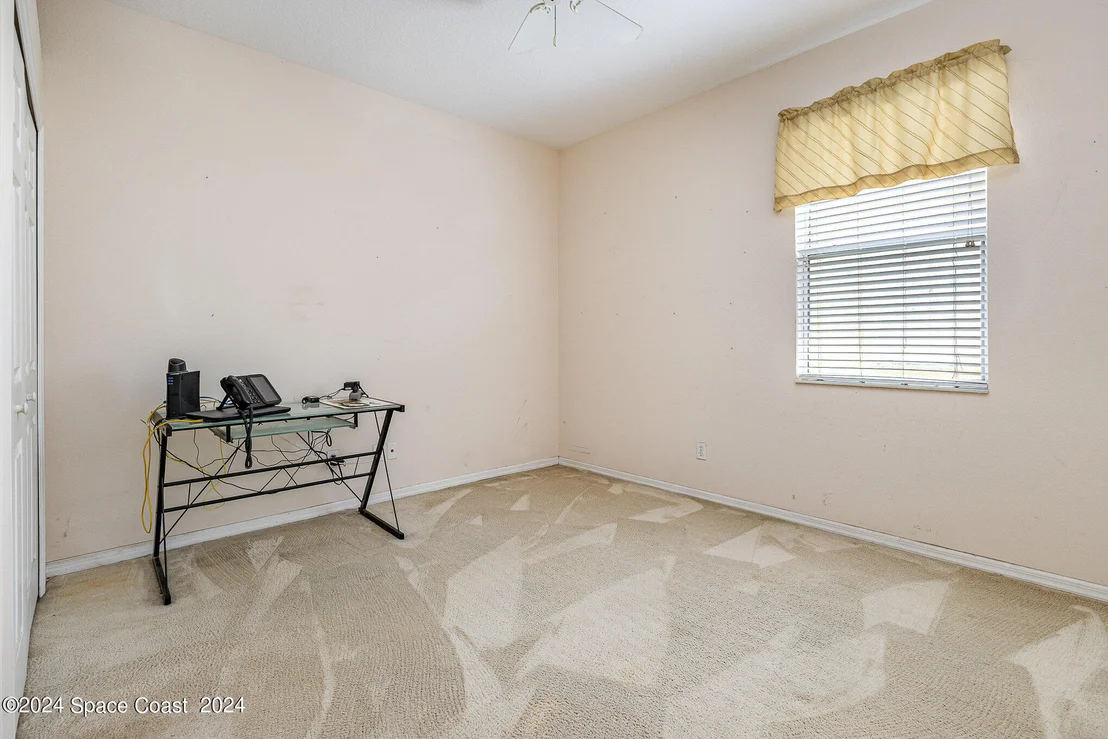 Photo of 4640 Portage Trail