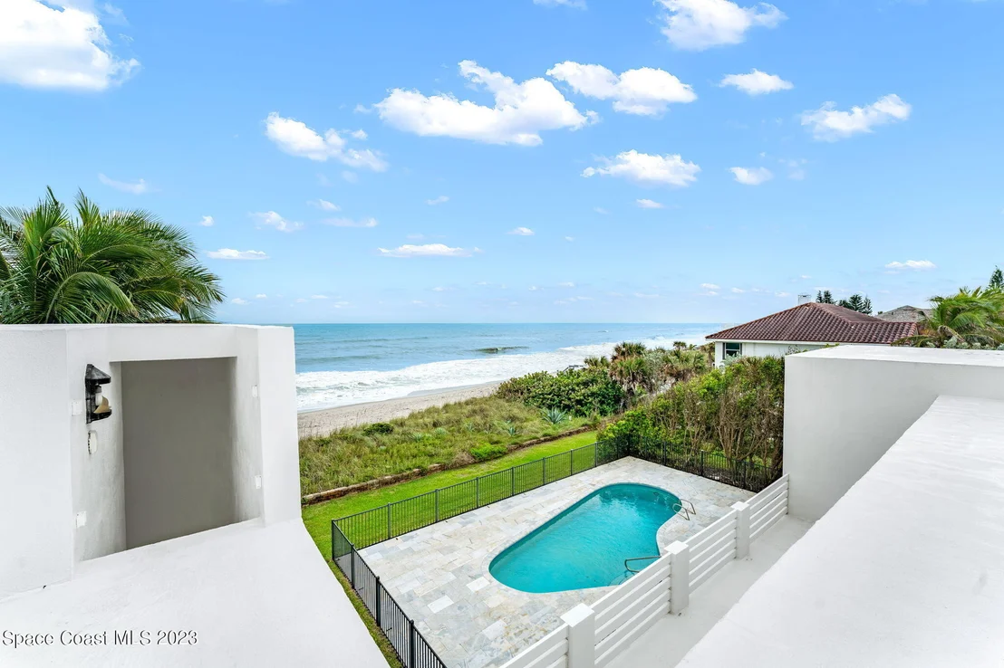 Photo of 1655 Highway A1a