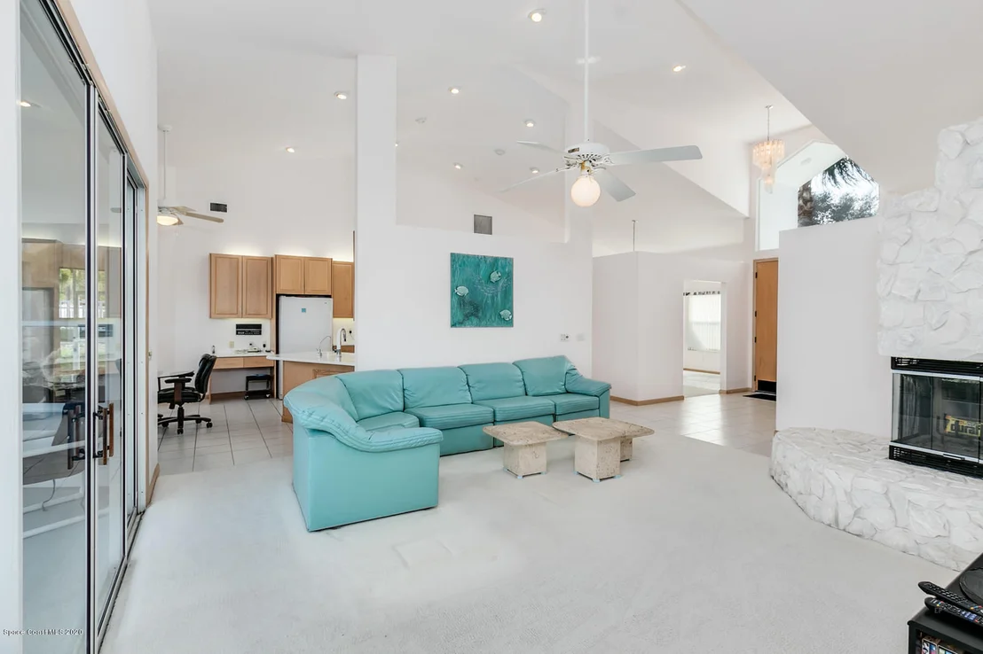 Photo of 582 Sanderling Drive