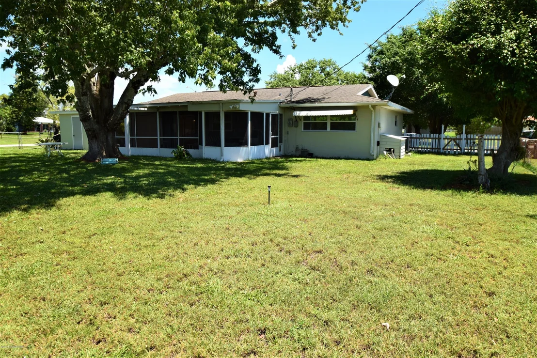 Photo of 820 Hampton Drive NE