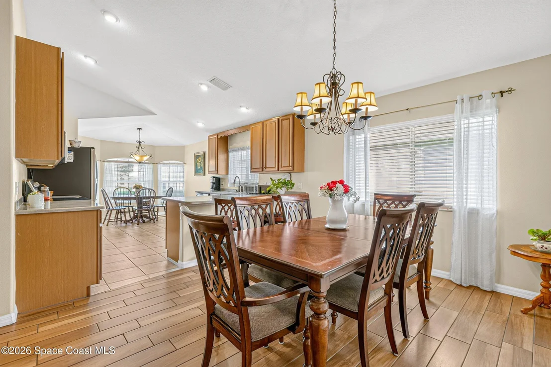Photo of 7127 Broderick Drive