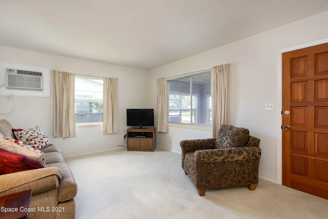Photo of 316 Tulip Lane