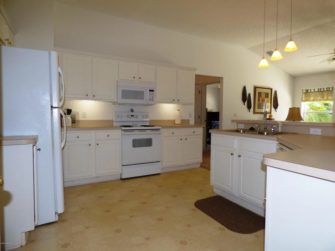 Photo of 2601 Stratford Pointe Drive