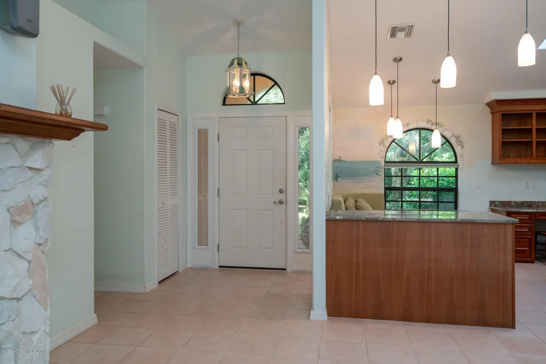 Photo of 113 Seagrape Road