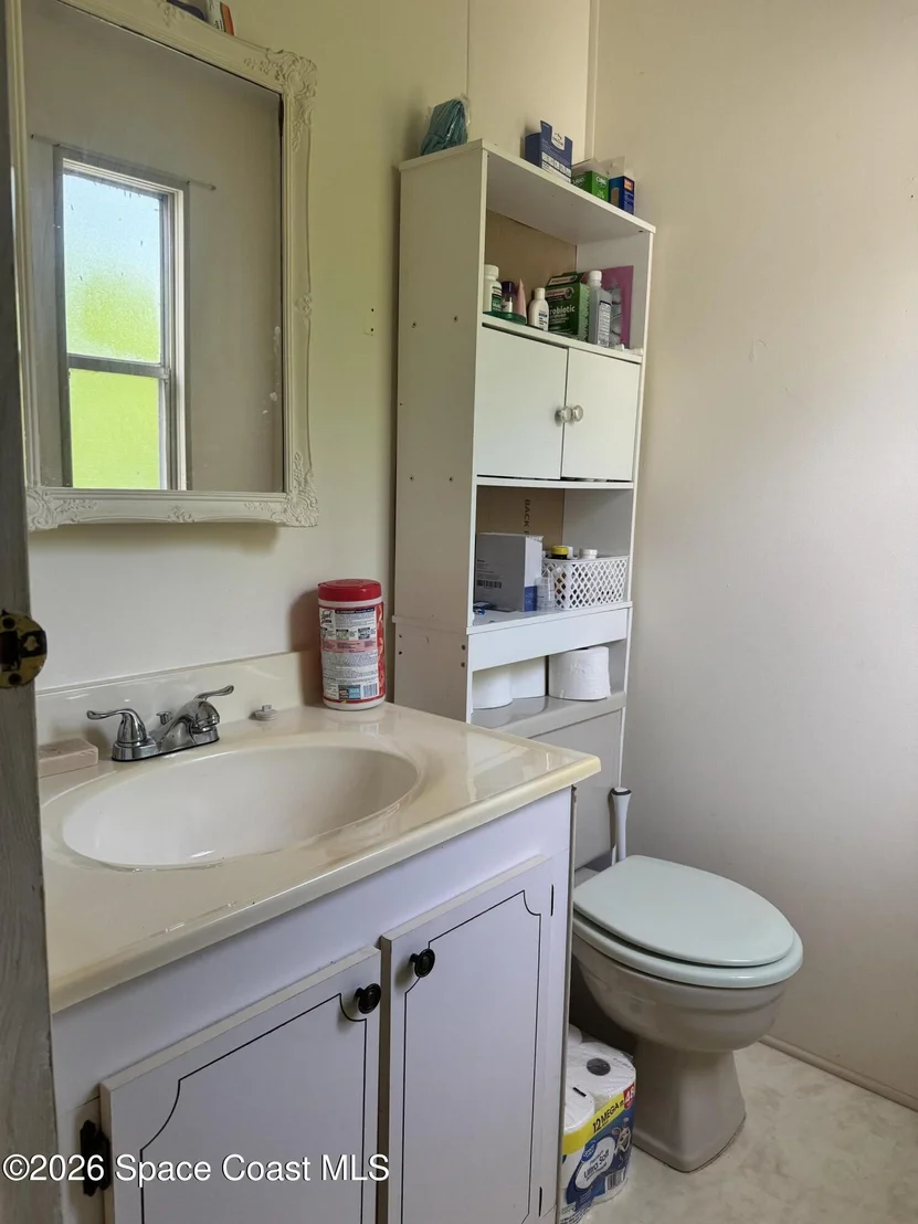 Photo of 7590 Blackhawk Road
