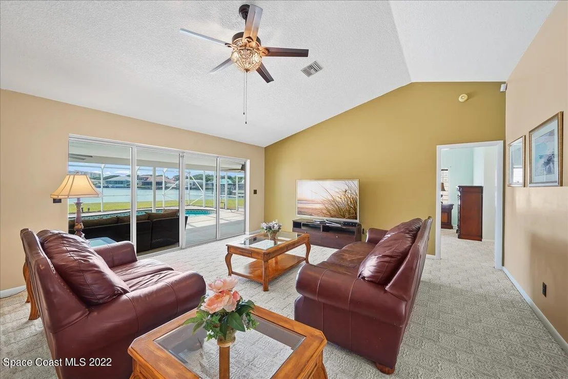 Photo of 275 Arrowhead Lane
