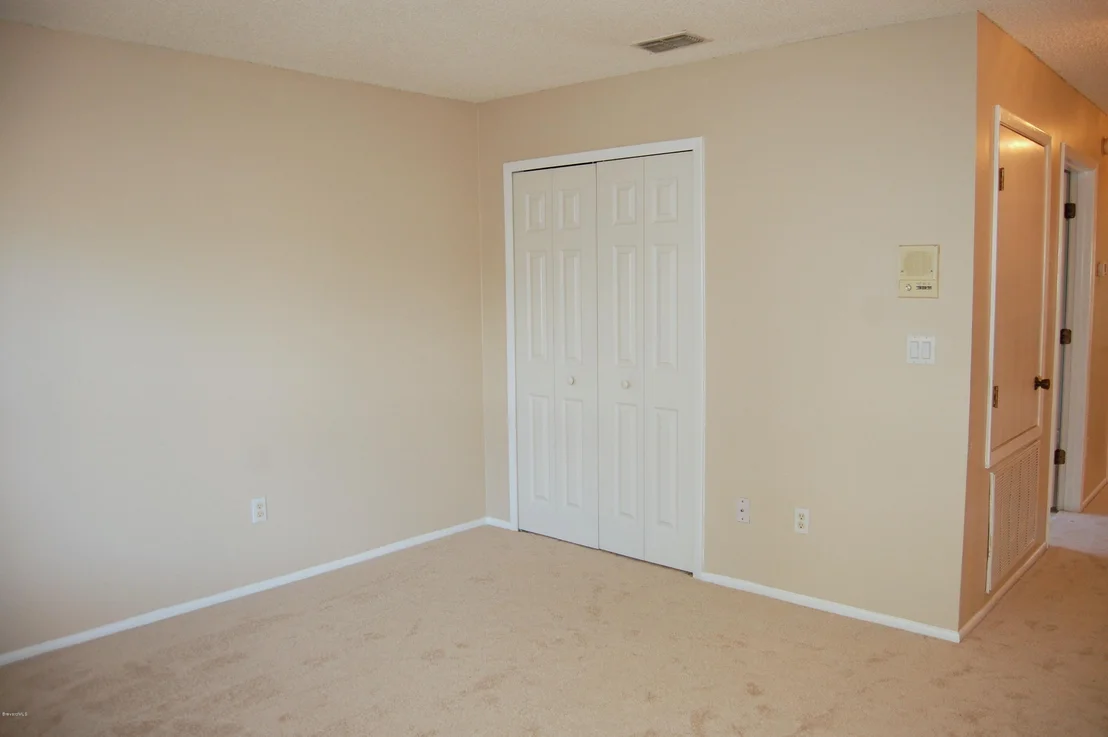 Photo of 150 Lancer Oak Drive