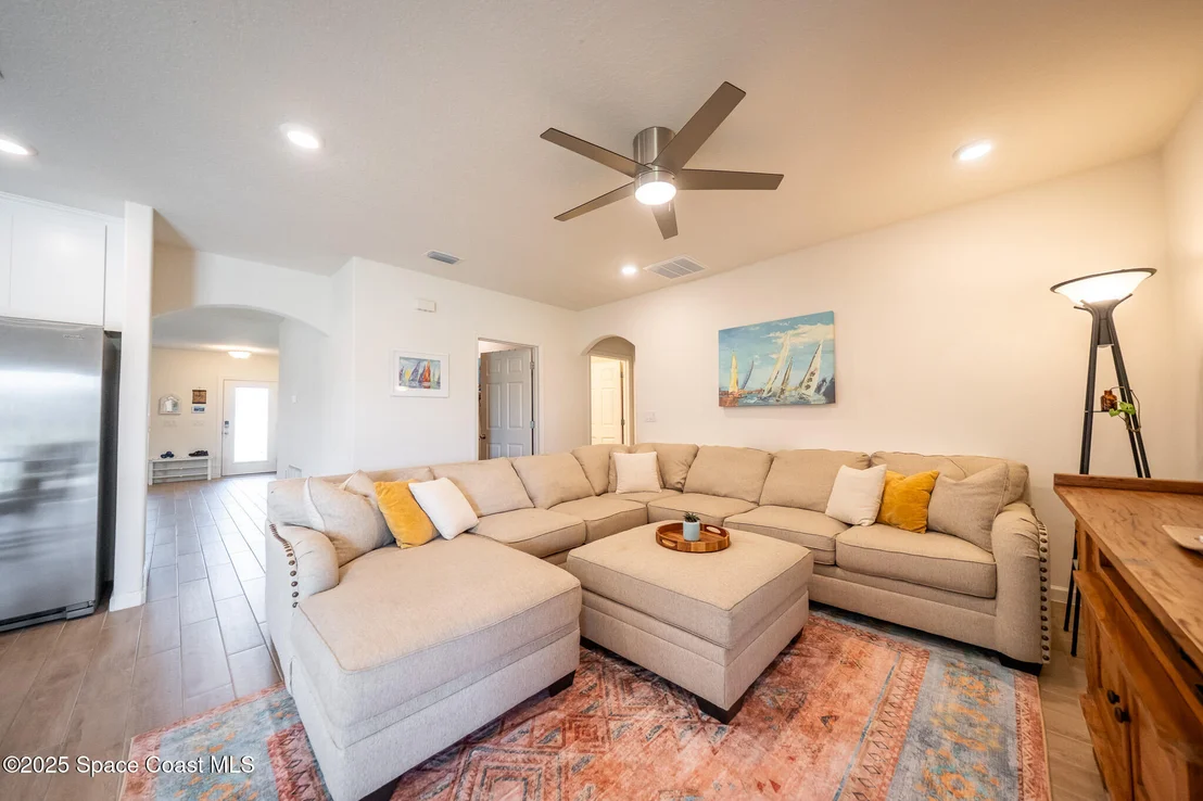 Photo of 289 Wiregrass Avenue