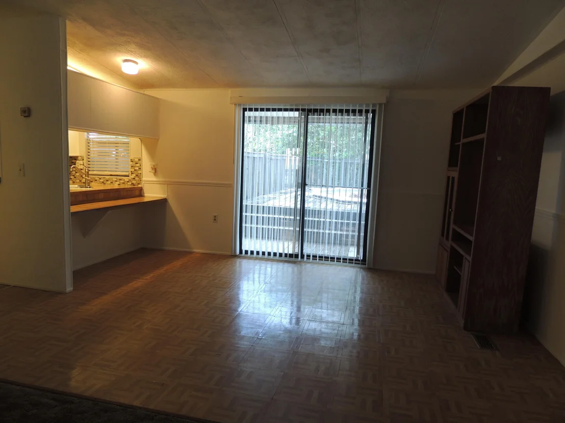 Photo of 6983 Aster Drive