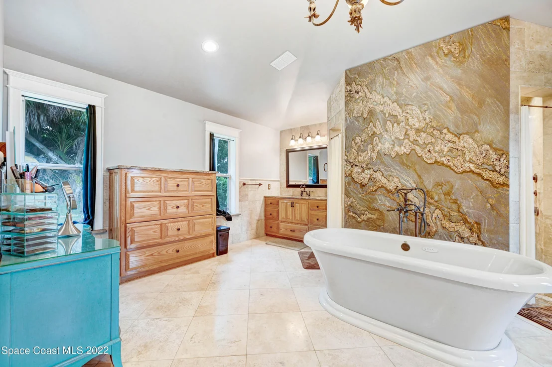 Photo of 3225 Fairview Drive