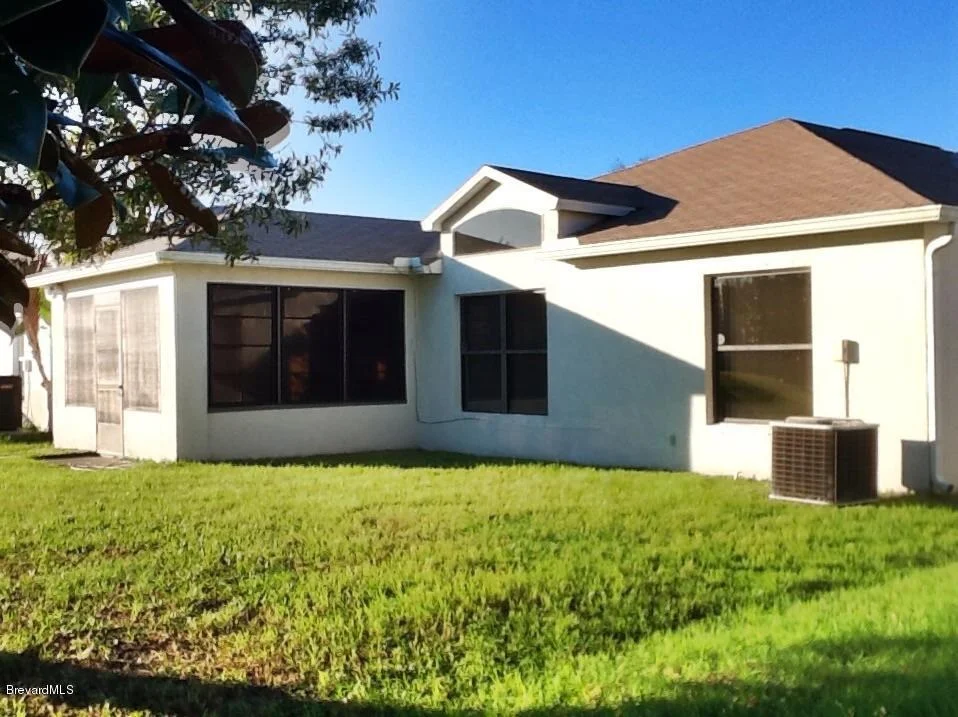Photo of 631 Benton Drive