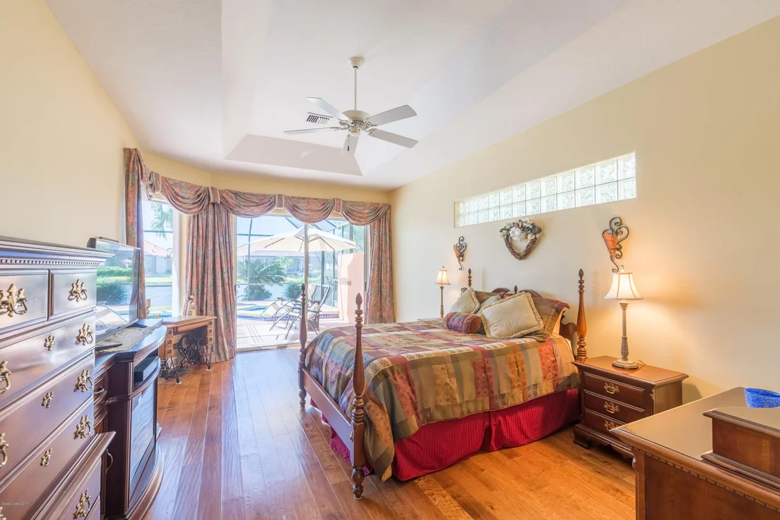 Photo of 385 Normandy Drive