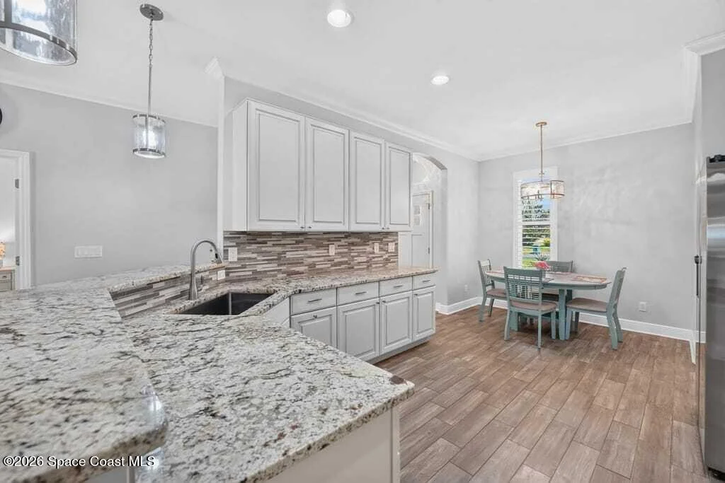 Photo of 228 Abernathy Circle SE