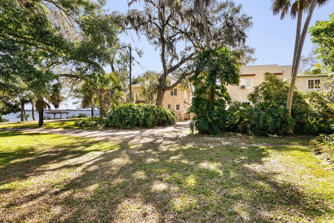 Photo of 1305 Rockledge Drive