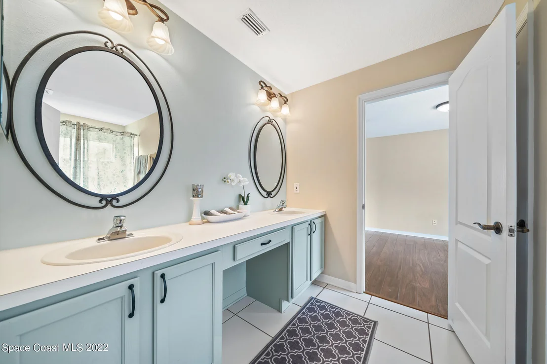 Photo of 700 Danesbrook Way