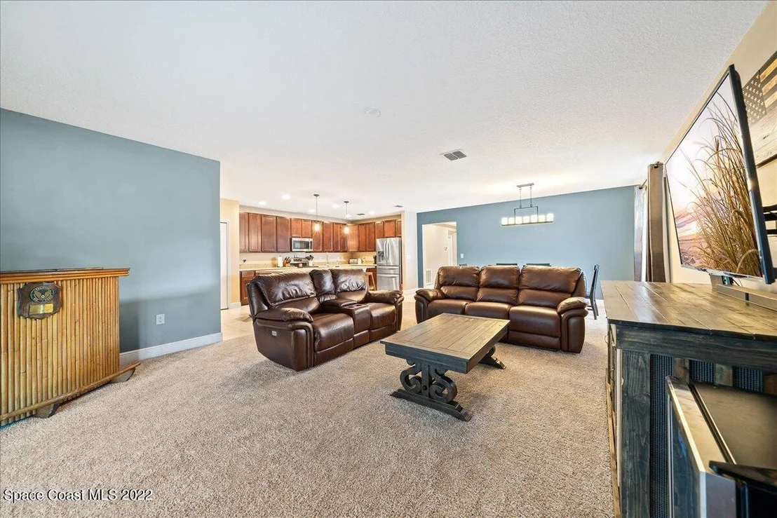Photo of 6055 Adele Street