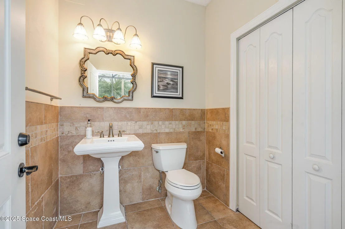 Photo of 2412 Woodfield Circle