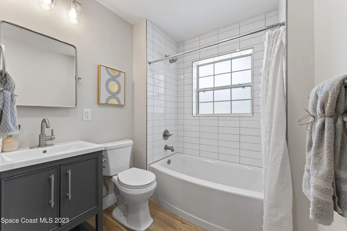 Photo of 135 Melaleuca Drive