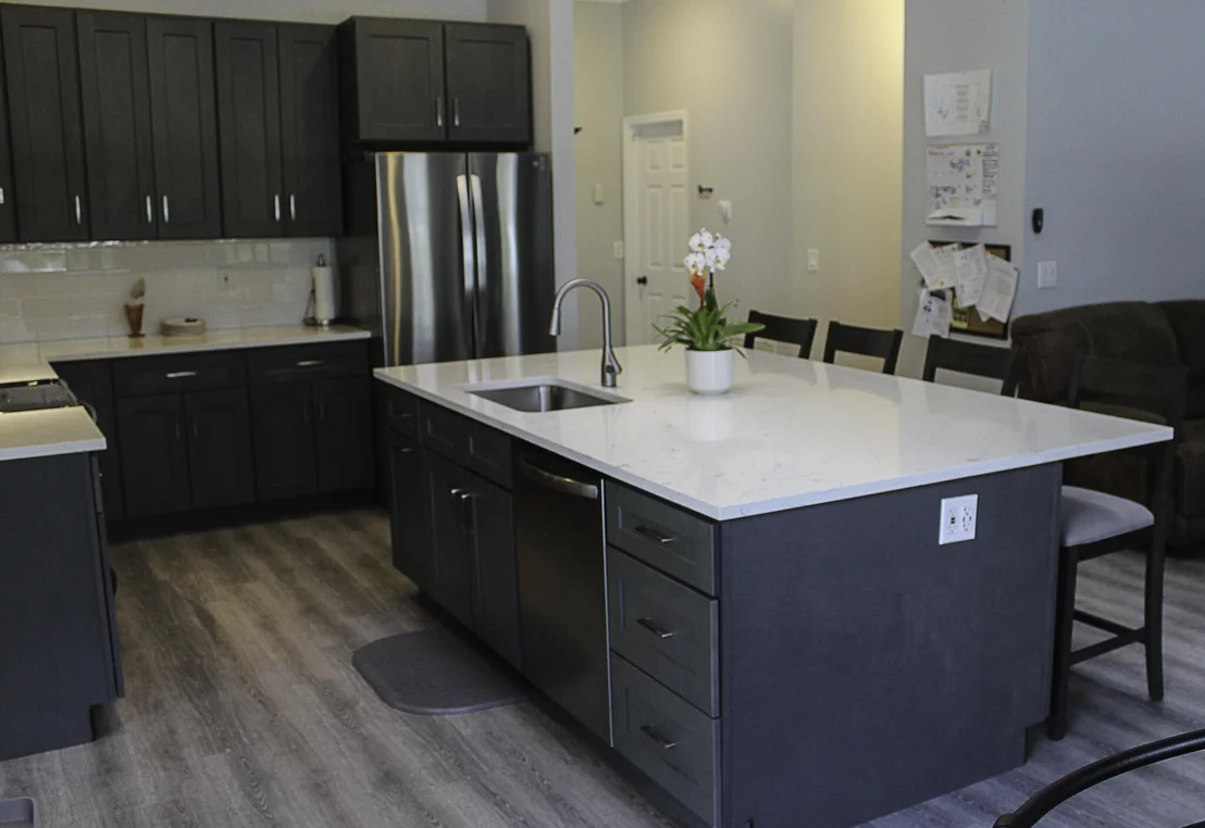 Photo of 5050 3rd Manor