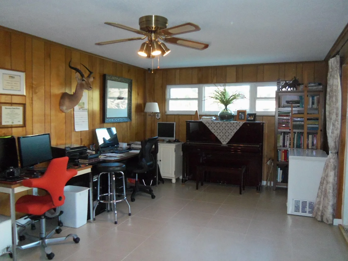 Photo of 3512 W Roundtree Drive