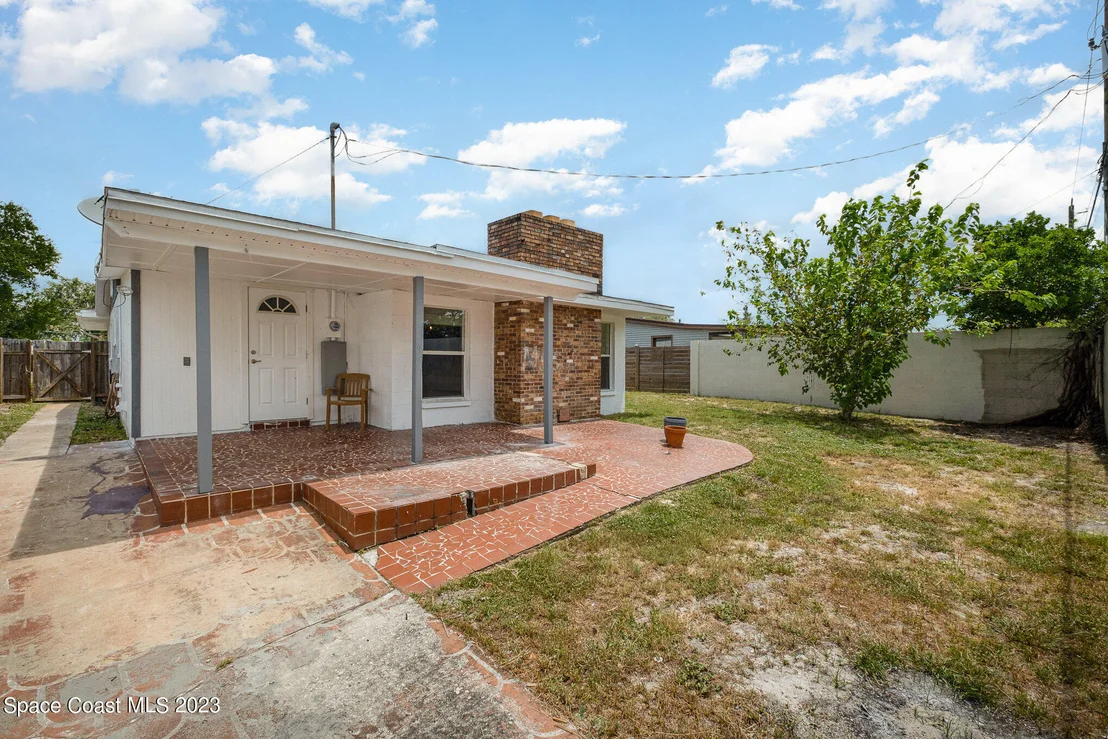 Photo of 2435 Sadler Lane