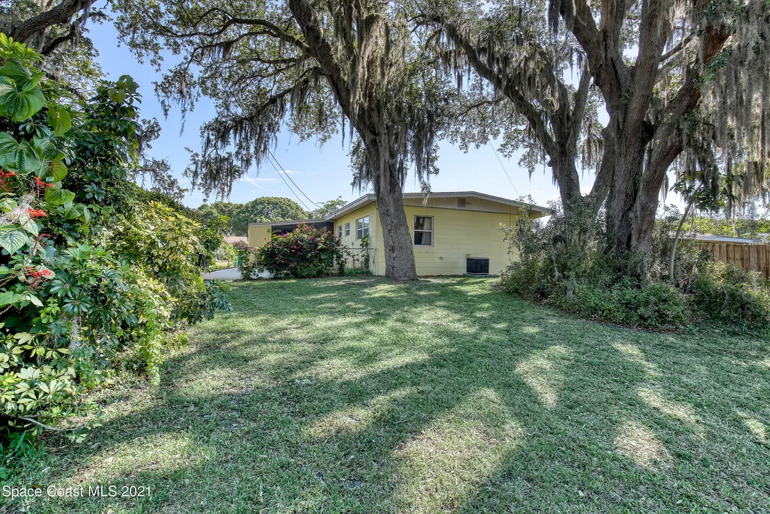 Photo of 711 Espanola Way