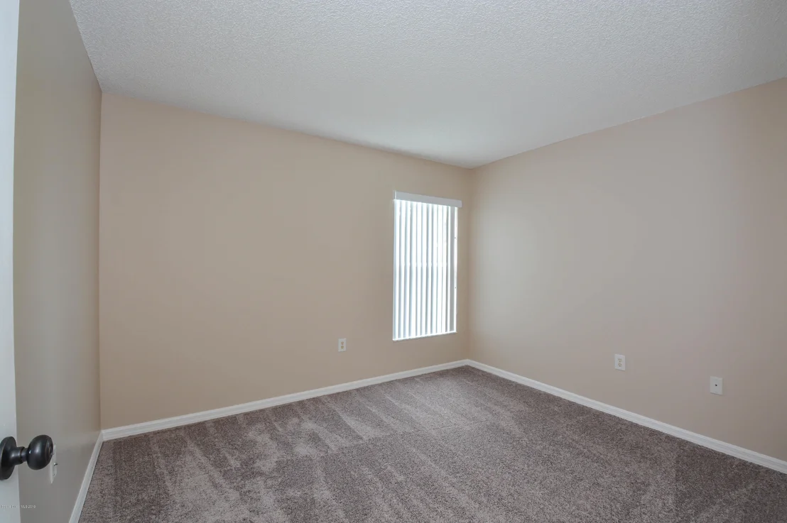 Photo of 1898 Fallon Boulevard NE