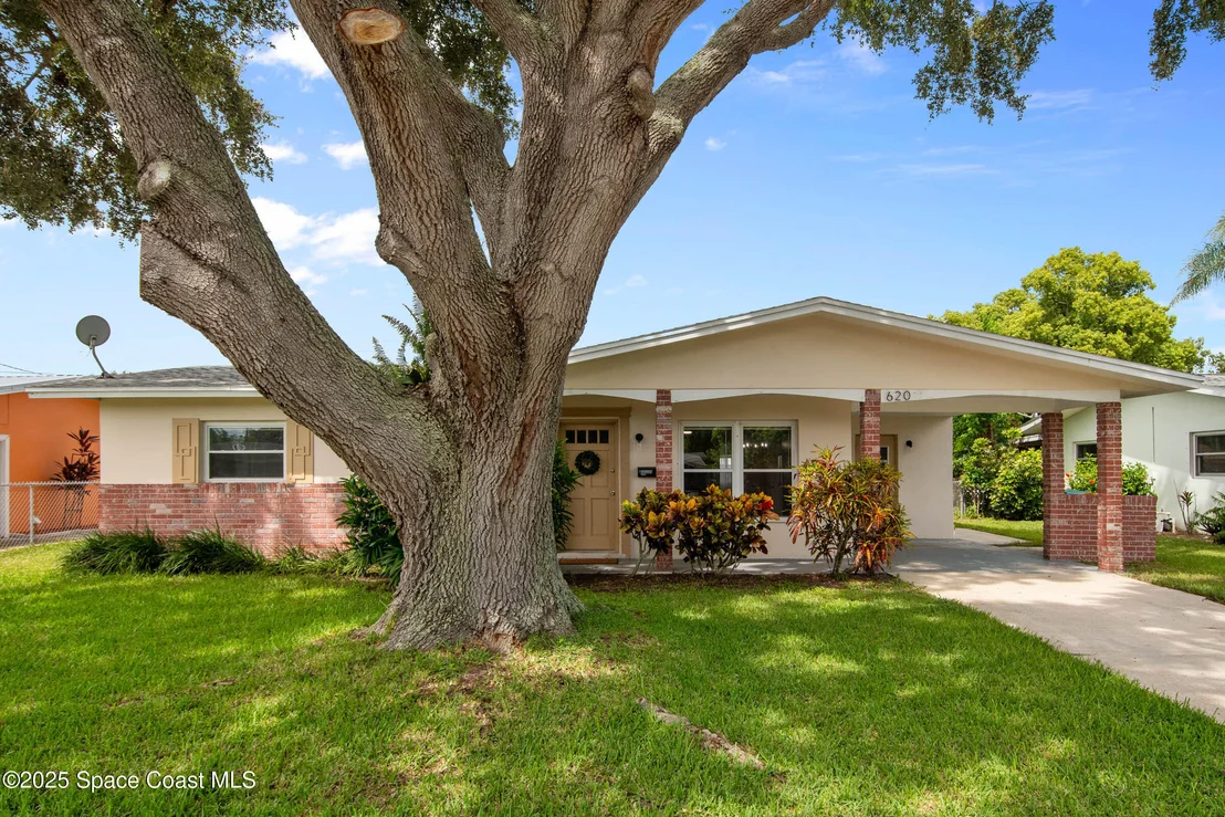 Photo of 620 Clarke Avenue