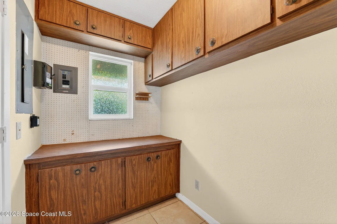 Photo of 1340 Mariposa Drive NE