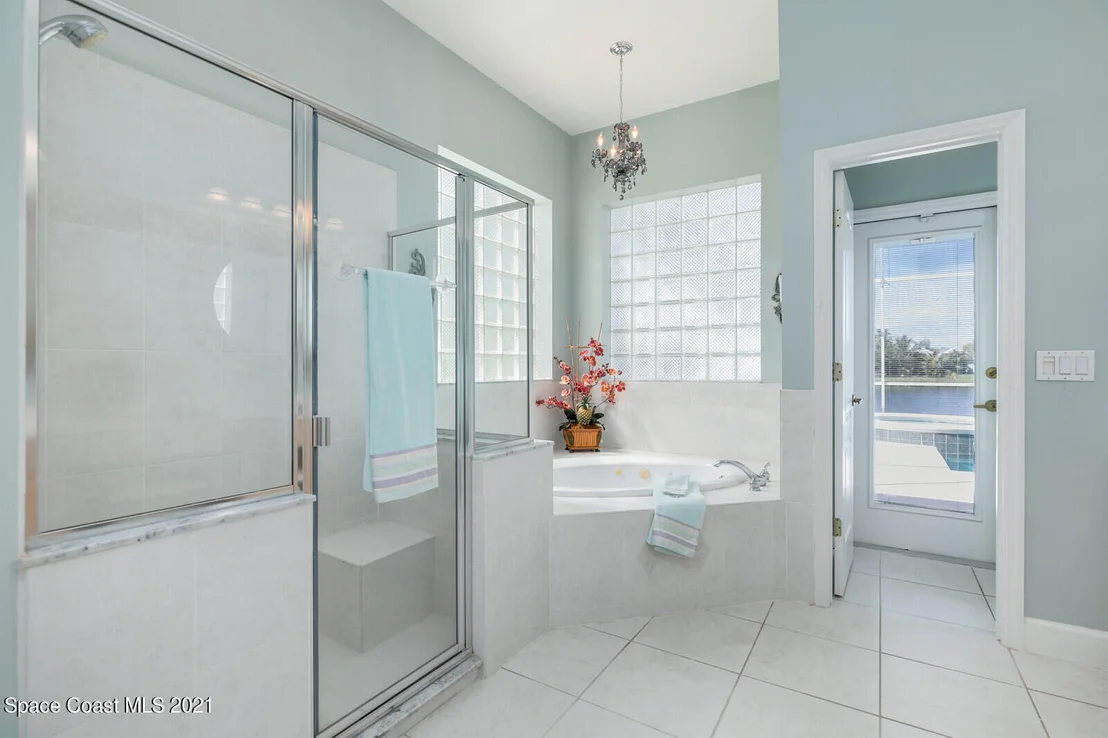 Photo of 1420 Cape Sable Drive