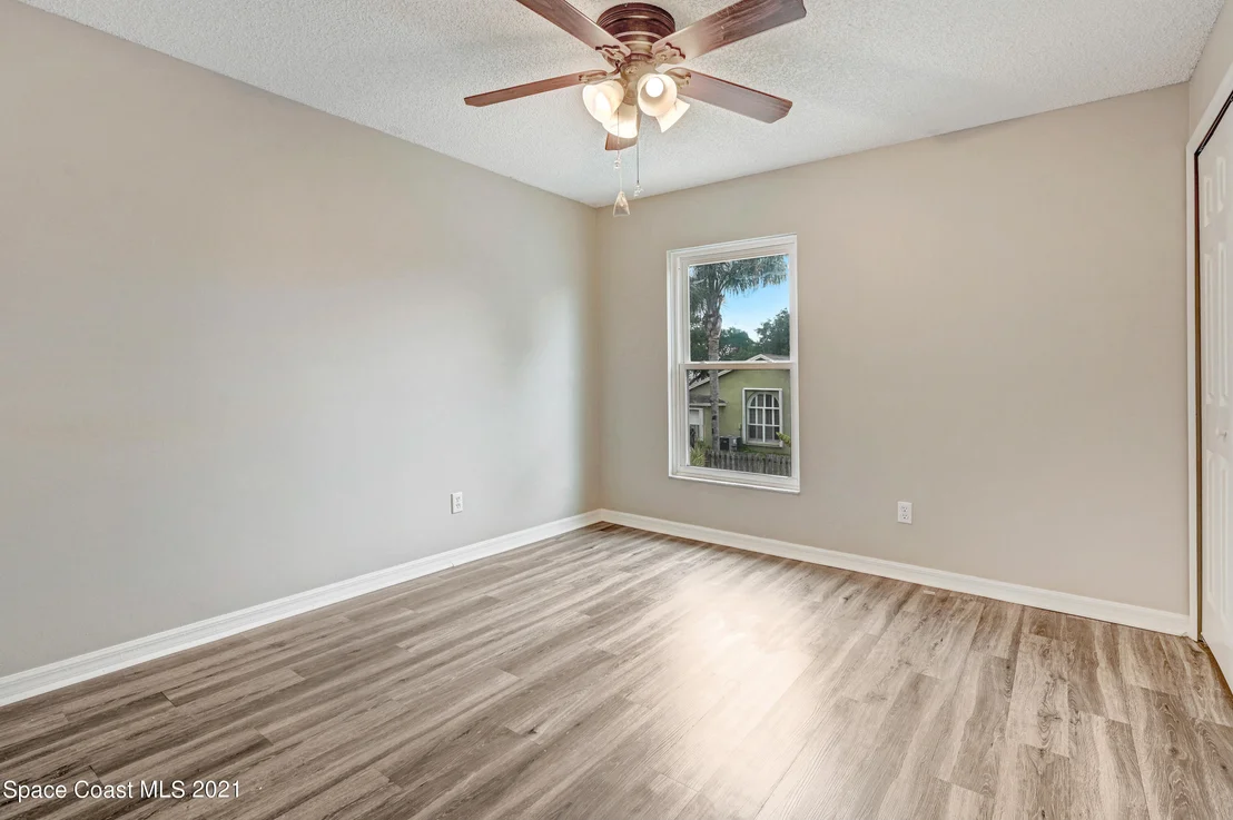 Photo of 6977 Hammock Trace Drive