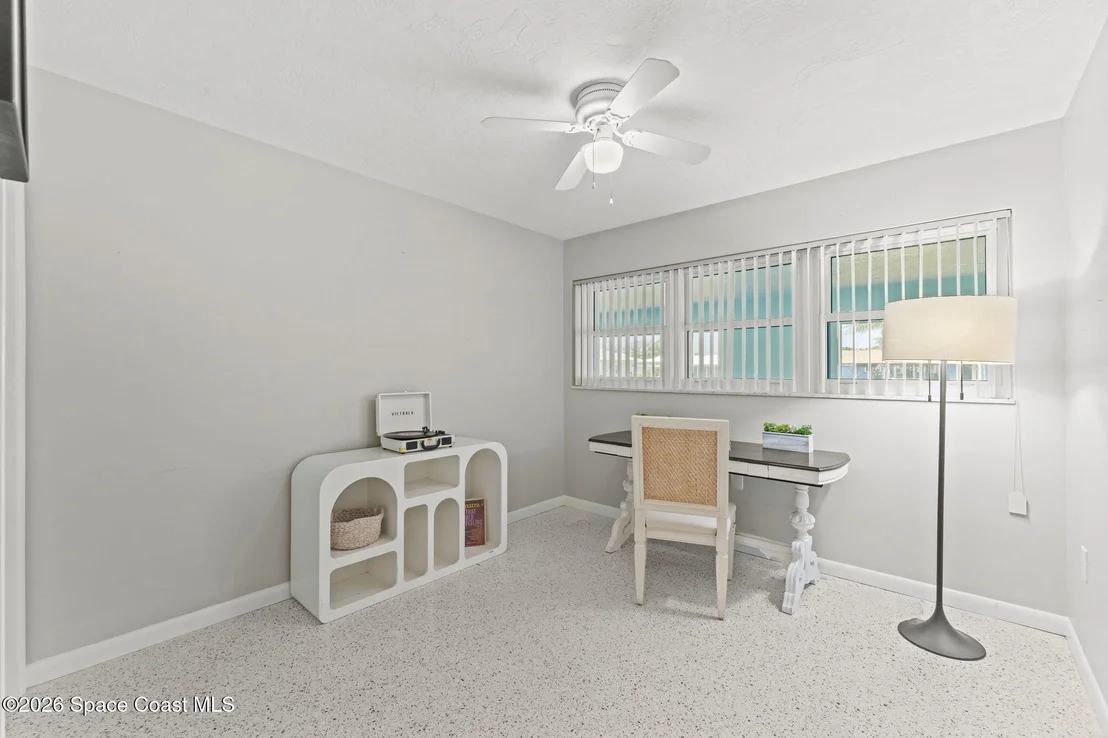 Photo of 465 Cardinal Drive