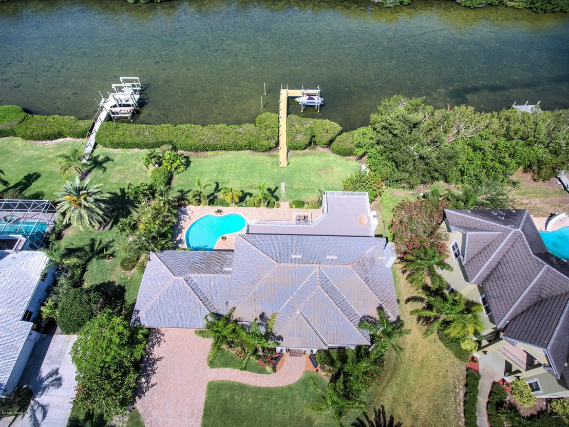 Photo of 298 Lanternback Island Drive